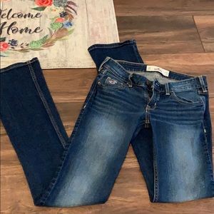 0R Hollister jeans
